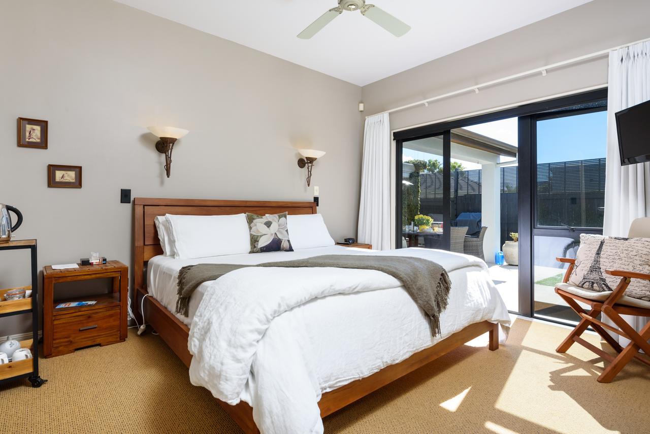 Tuscan Retreat Bed & Breakfast - Adults Only Bed & Breakfast Papamoa Exterior foto
