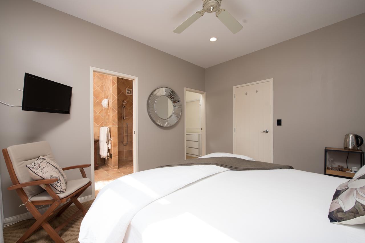 Tuscan Retreat Bed & Breakfast - Adults Only Bed & Breakfast Papamoa Exterior foto